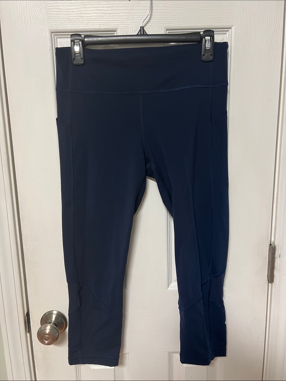 Lululemon Pace Rival Crop *Full-On Luxtreme 22"
True Navy